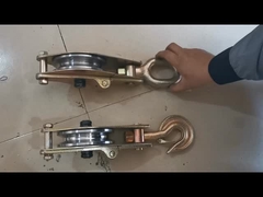 Çelik kablo kablo katranı bloğu.