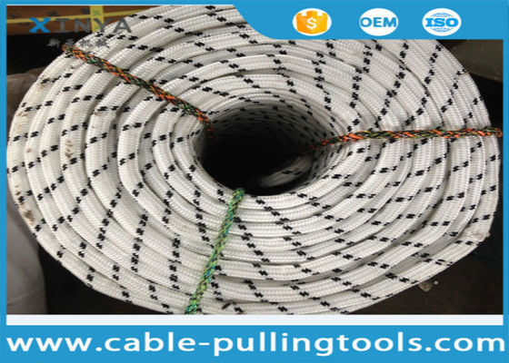 satın al Endüstriyel Çekme İşlemleri için 8200KG Kopma Mukavemetli 20mm Ağır Hizmet Tipi Çift Örgülü Naylon Halat online manufacture