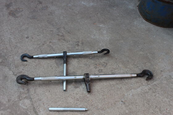 satın al Kablo sıkıştırmak için çift kanca tasarımı ve ayarlanabilir döner kağıtlı 2 tonluk ağır görevli tel ipi gergici online manufacture